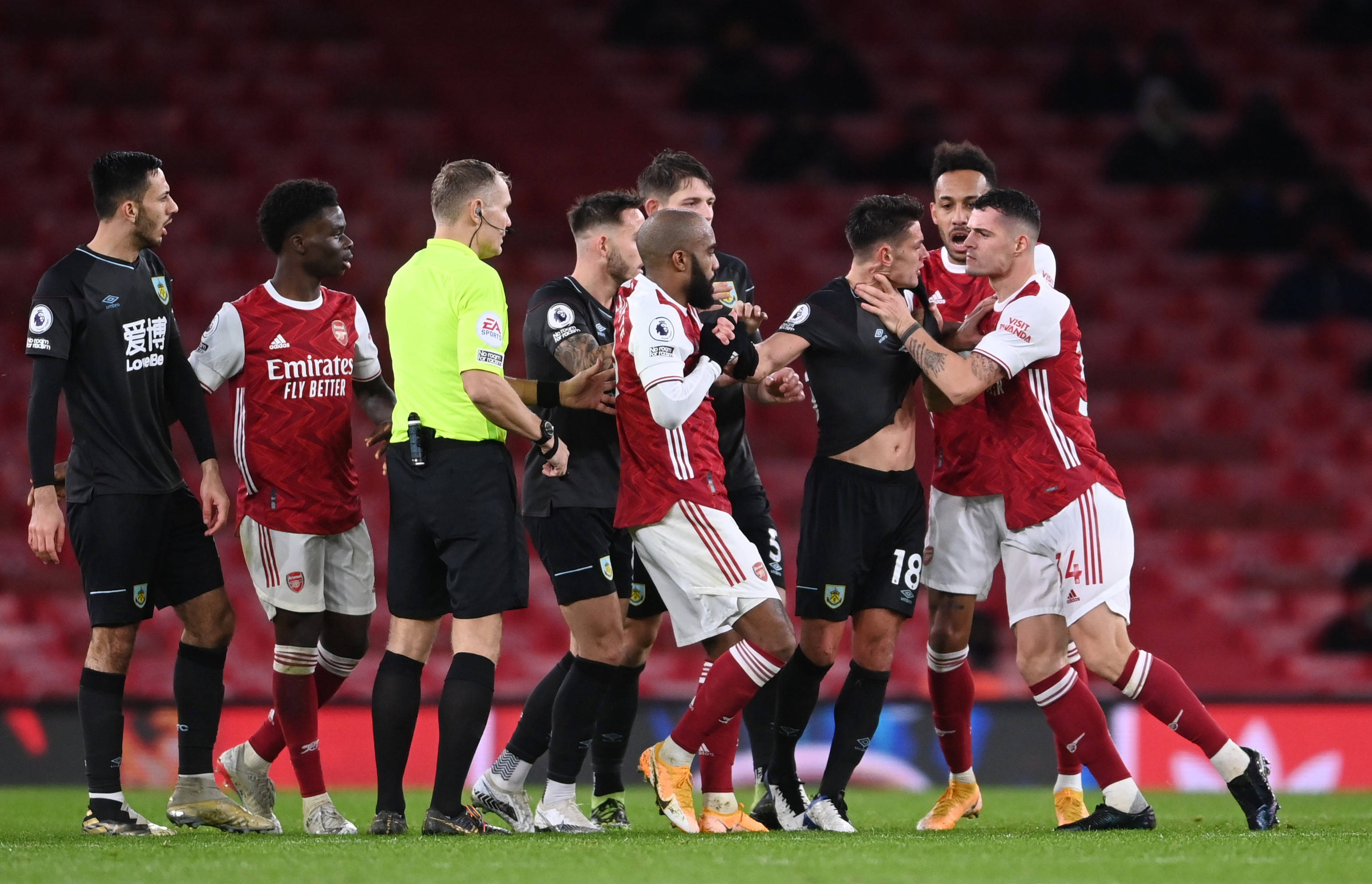 翼和中路的 翼和中路的