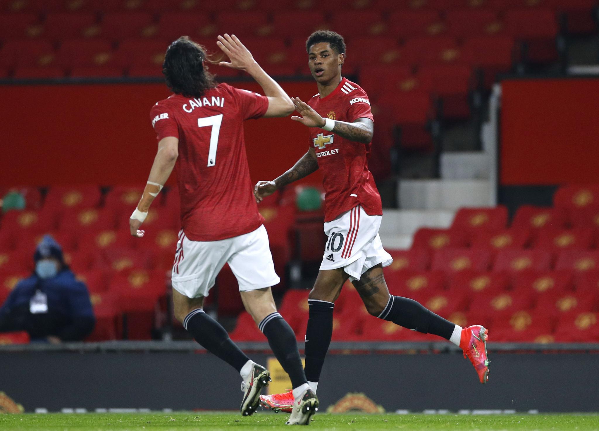 西甲-奥尔莫破门+伤退莱万替补建功 巴萨3-0奥萨苏纳3分领跑.